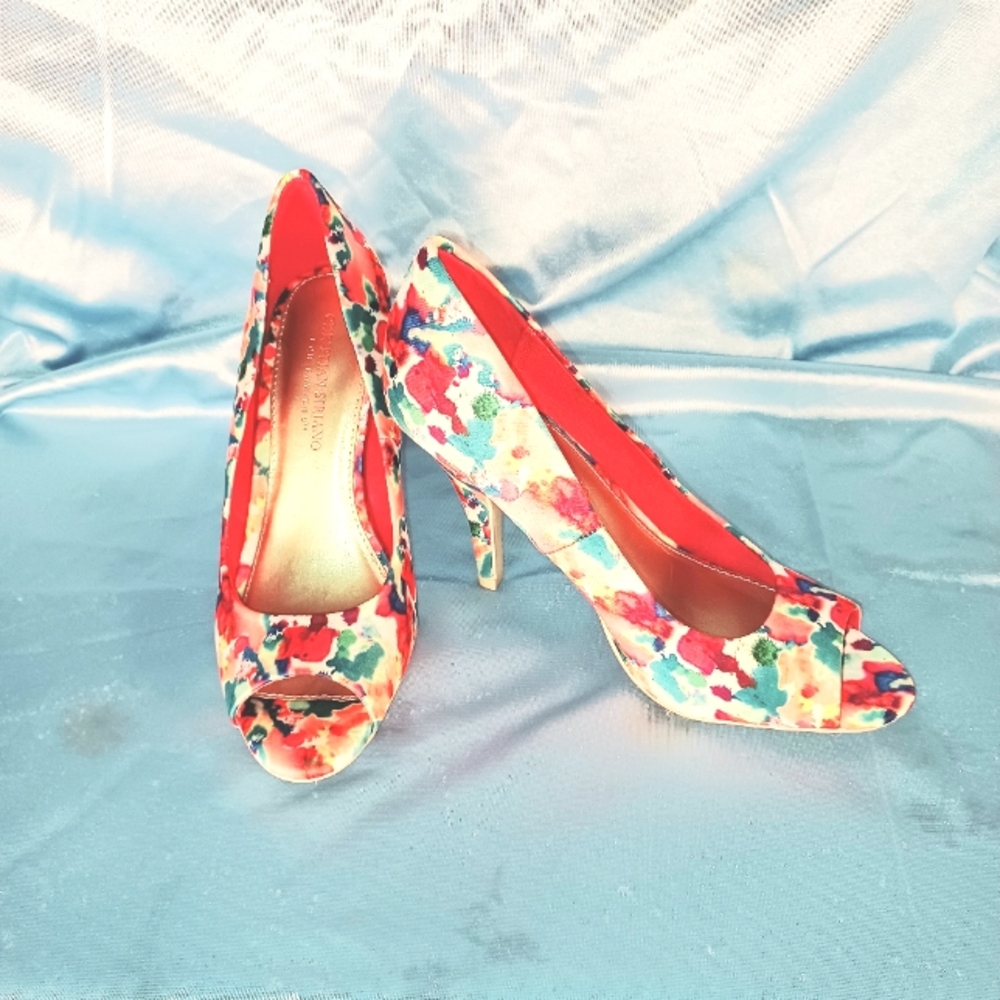 Satin-covered Peep Toe Pumps